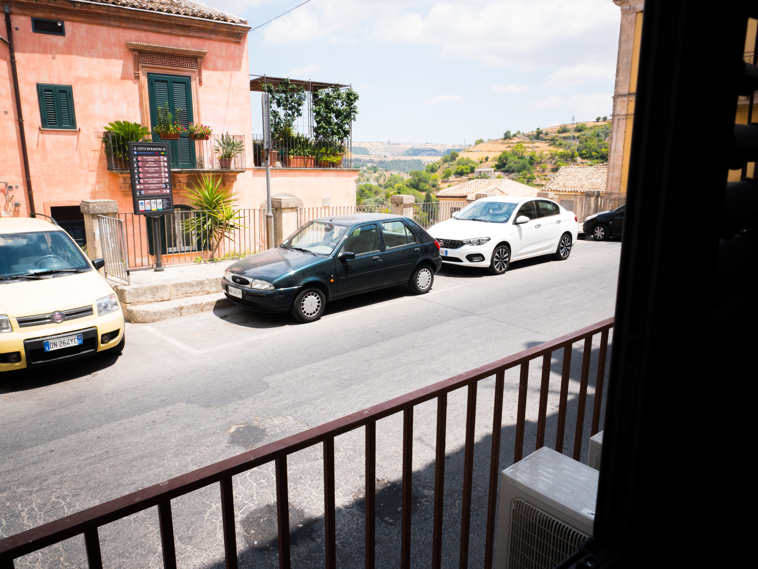 Al Civico 8